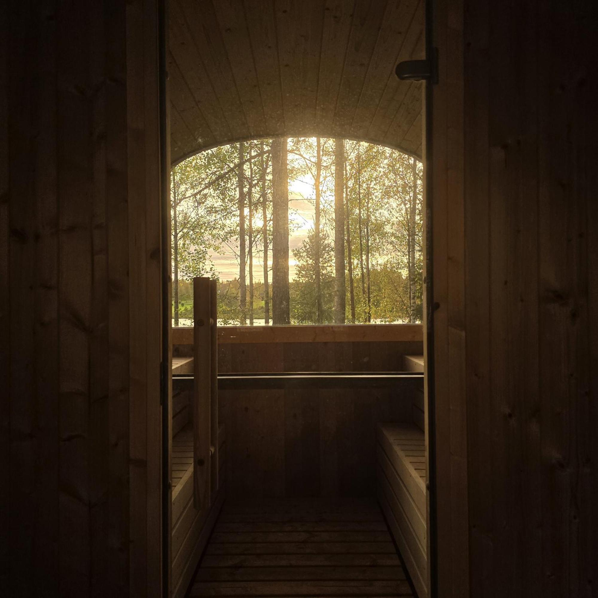 Sky Lodging ~ Sleeping Under The Stars Rovaniemi Exterior photo